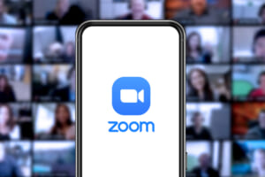 デジタルホワイトボードからZoomに参加する方法！便利な機能も紹介！
